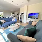 Svantovit - Exklusives Mit Sauna, Whirlpool-wanne Und Kamin Holiday home