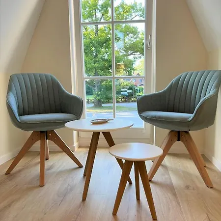 Svantovit - Exklusives Mit Sauna, Whirlpool-wanne Und Kamin * Putgarten