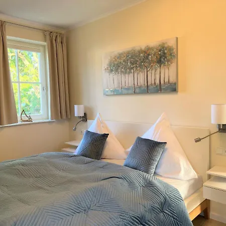 Svantovit - Exklusives Mit Infrarotsauna, Whirlpool-wanne Und Kamin Putgarten