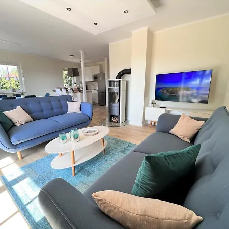 Svantovit - Exklusives Mit Sauna, Whirlpool-wanne Und Kamin 펜션