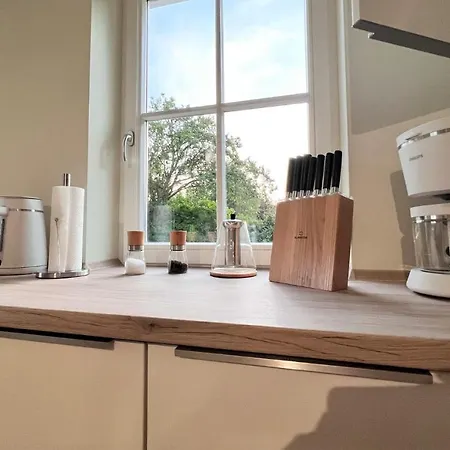 Svantovit - Exklusives Mit Infrarotsauna, Whirlpool-wanne Und Kamin * Putgarten